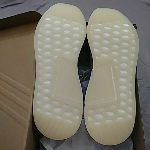 Adidas Originals NMD R2 - Picture 5 of 6